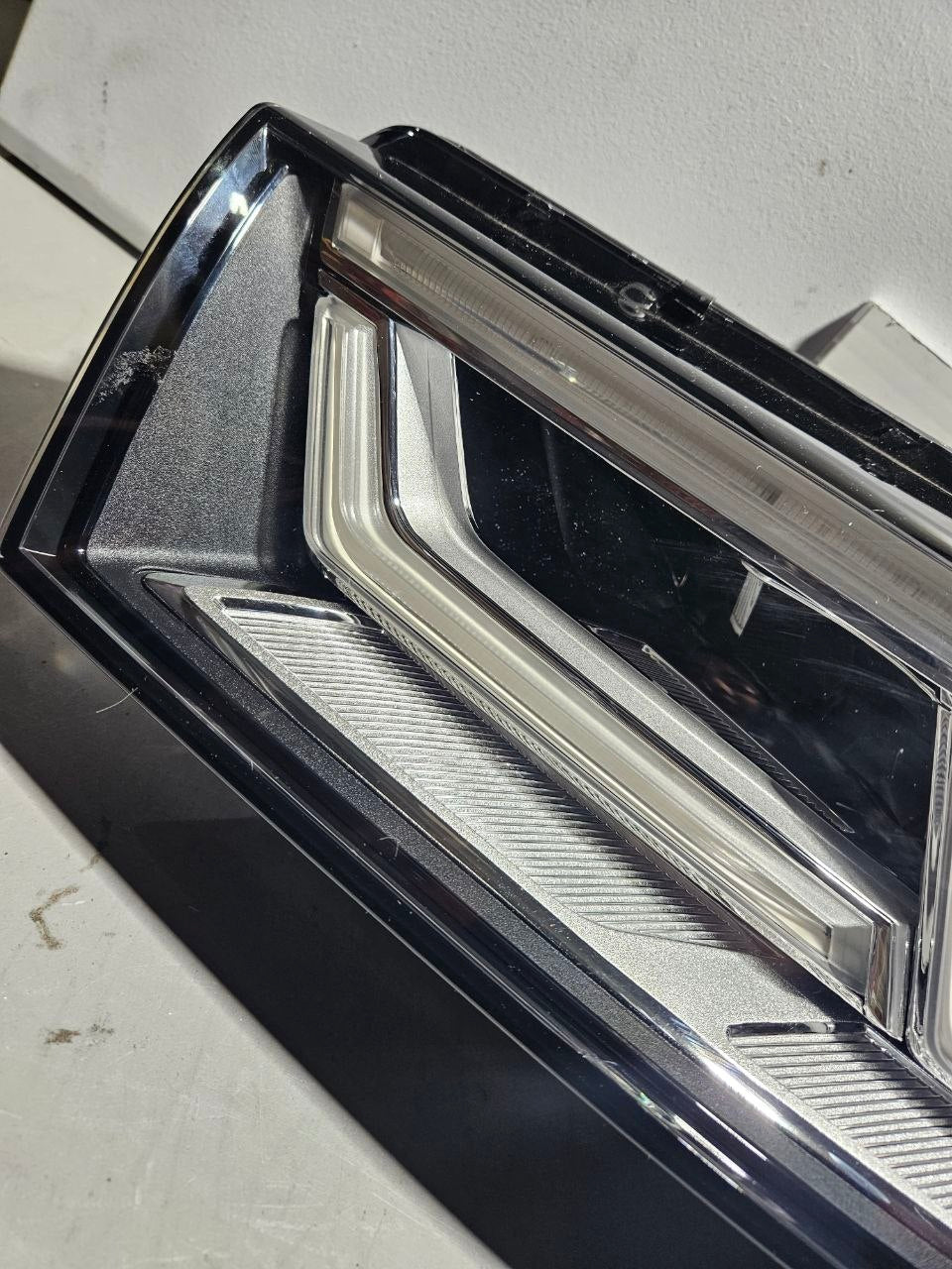 2018 Audi Q5 Driver Side LH Headlight OEM