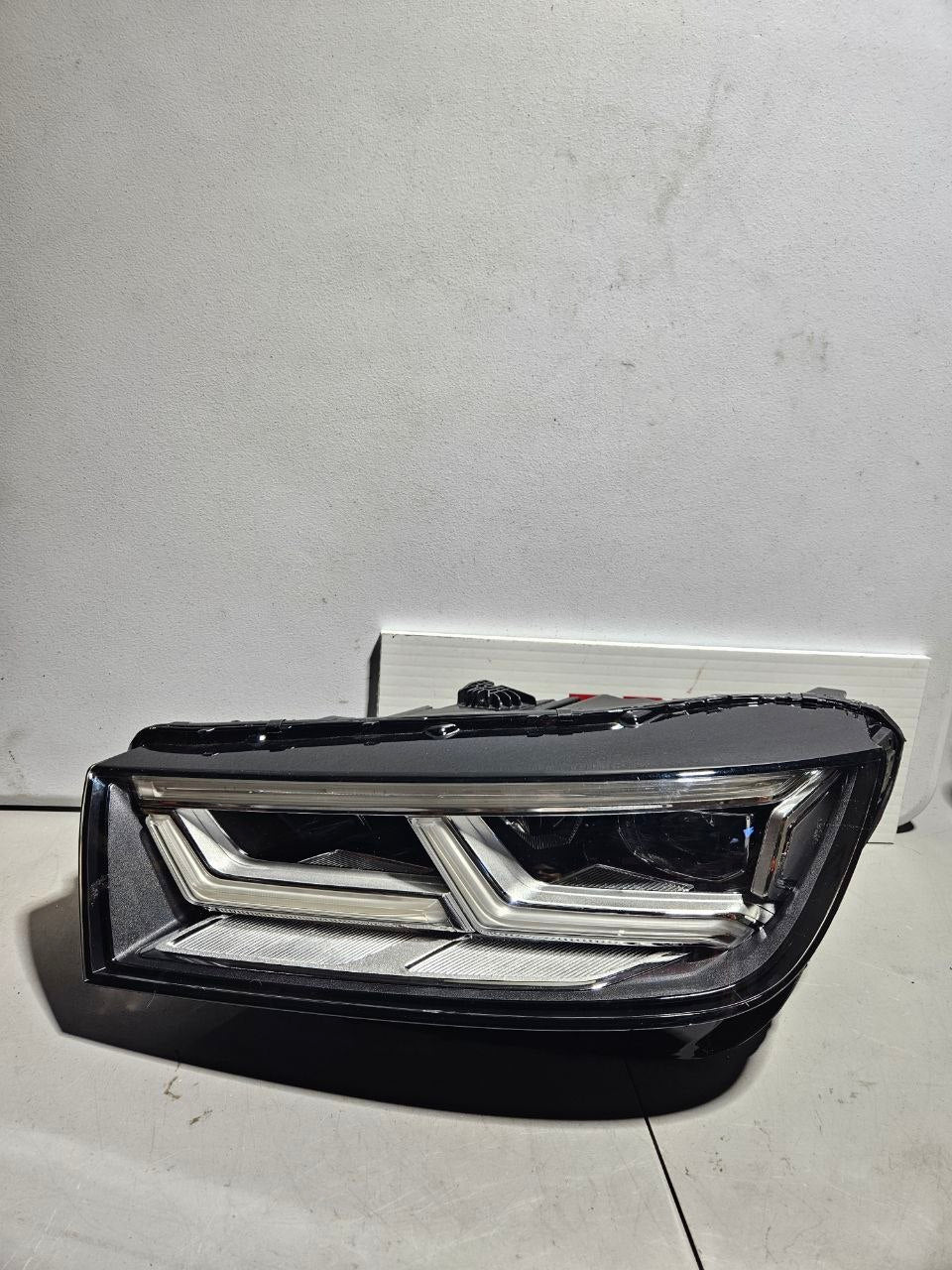 2018 Audi Q5 Driver Side LH Headlight OEM