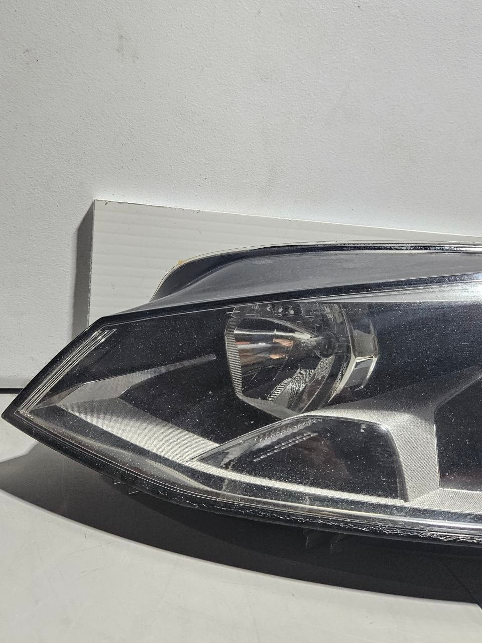 2015-2017 Volkswagen Golf Driver Side LH Headlight OEM