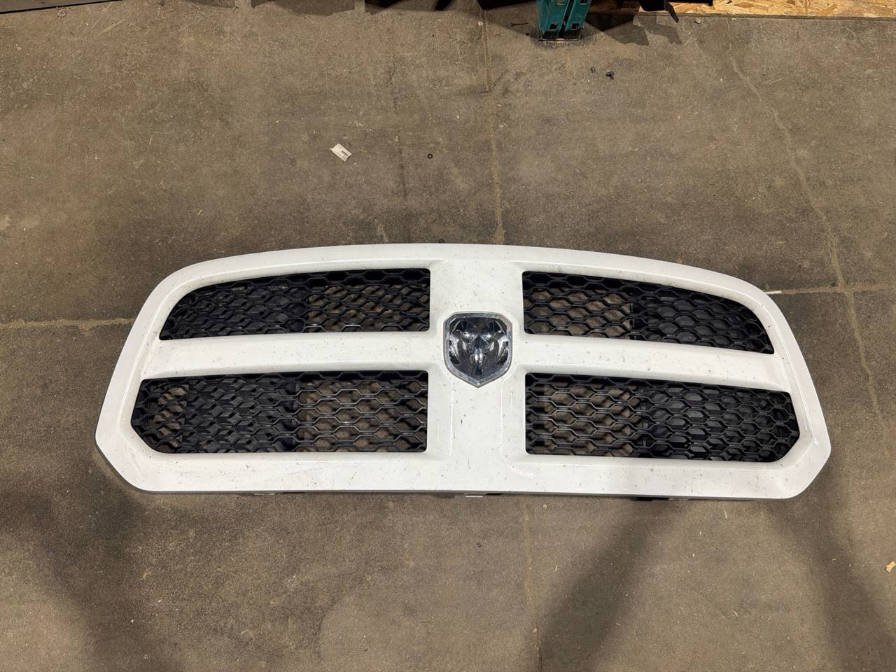 2009-2018 RAM 1500 Front Grille OEM
