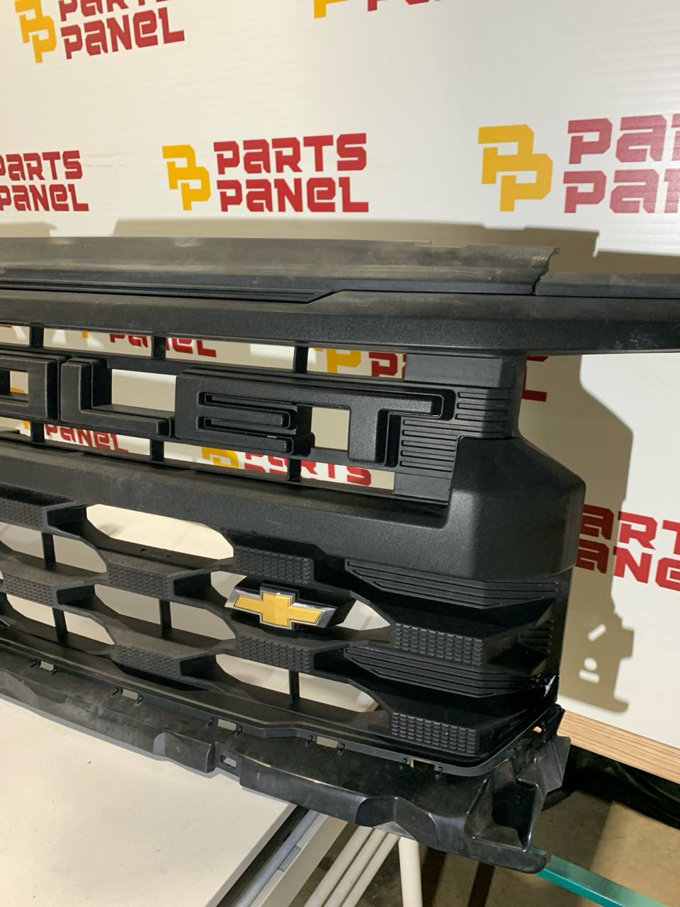 2019-2024 Chevrolet Silverado 1500 Front Grille OEM