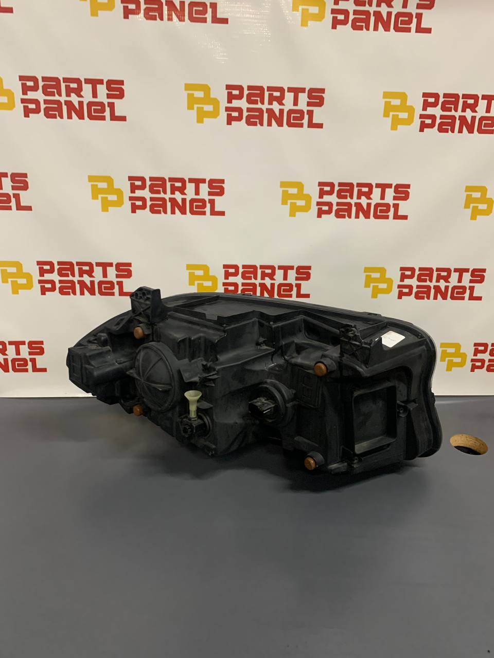 2015-2023 Dodge Charger Headlight Assembly Passenger Side OEM