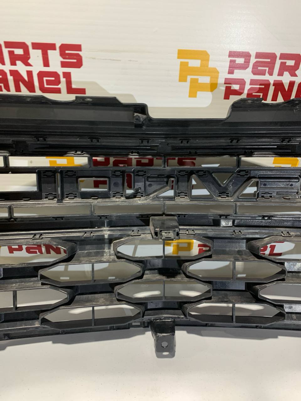 2019-2024 Chevrolet Silverado 1500 Front Grille OEM