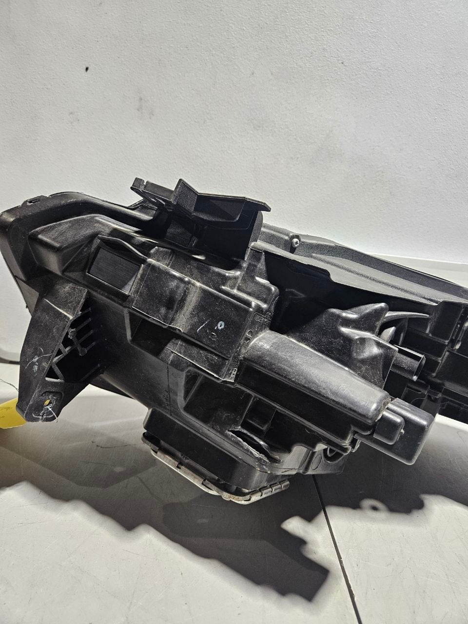 2019-2022 GMC Sierra Passenger Side RH Headlight OEM