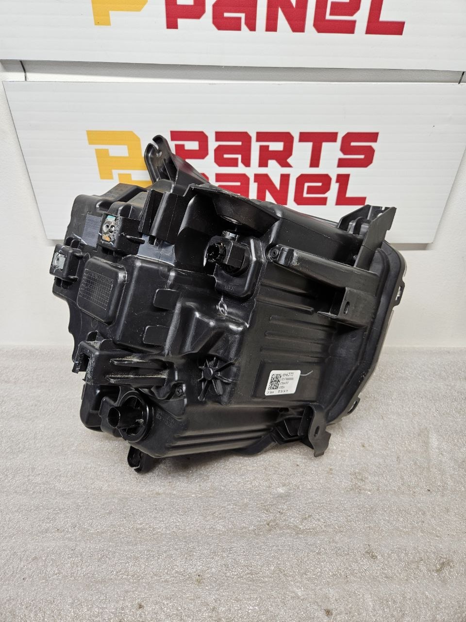 2019-2023 Cadillac XT4 Driver Side LH Headlight Assembly OEM