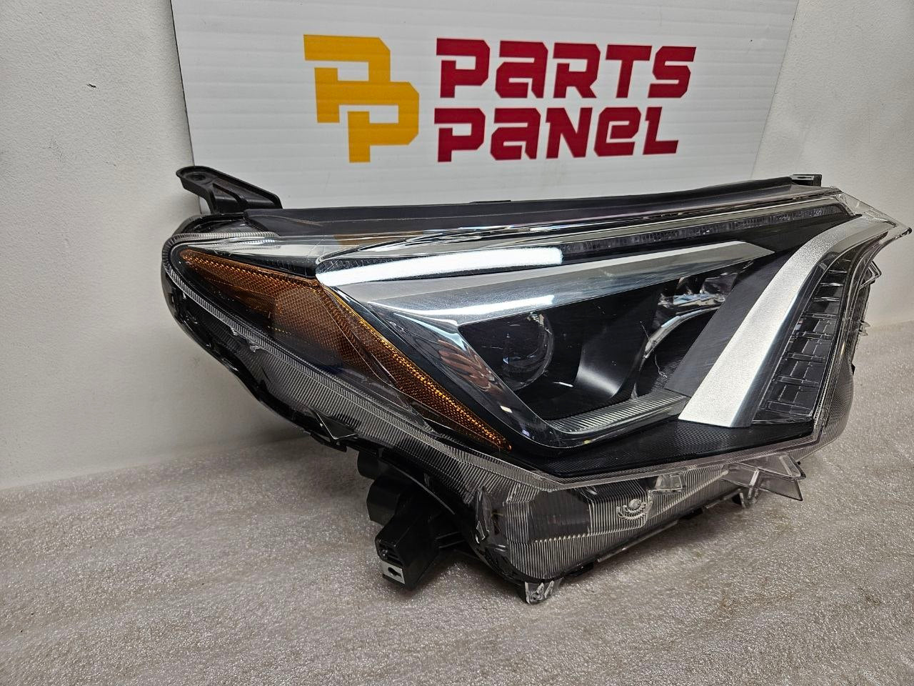 2019-2022 Toyota RAV4 Headlight Assembly Passenger Side OEM