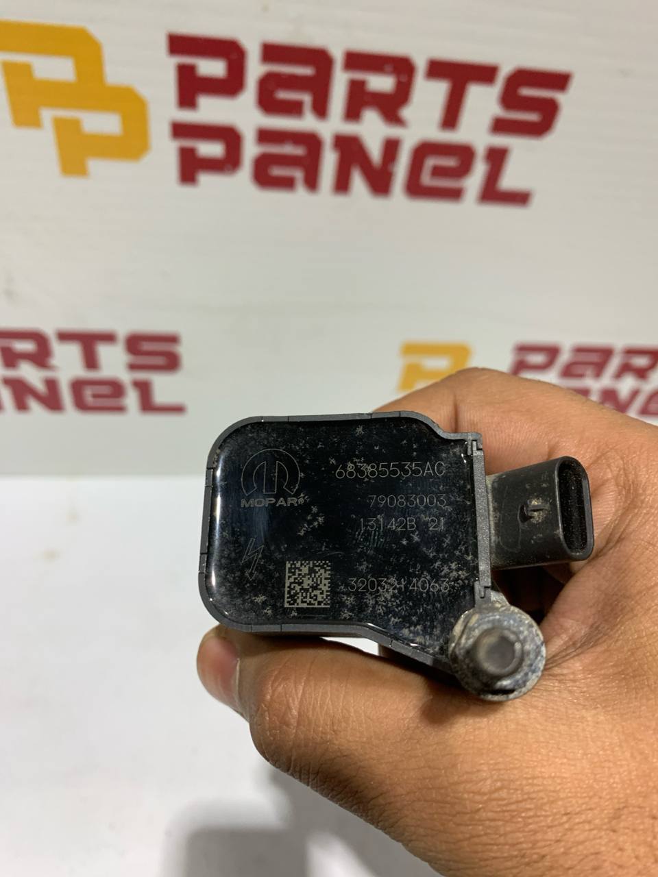 Ignition Coil OEM 68385535AC
