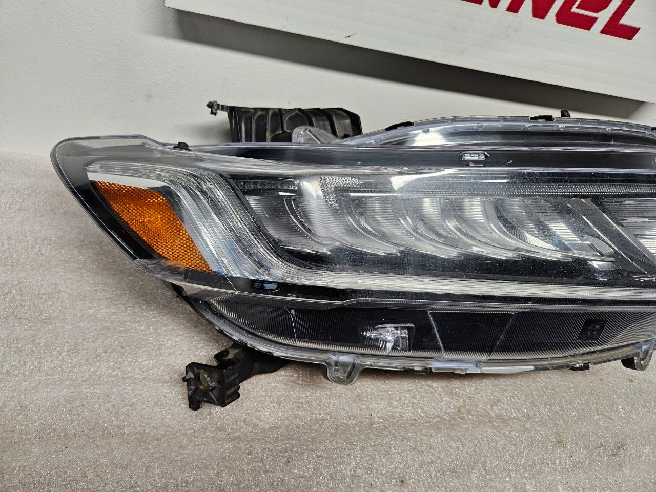 2018-2022 Honda Accord Passenger Side (RH) Headlight Assembly OEM