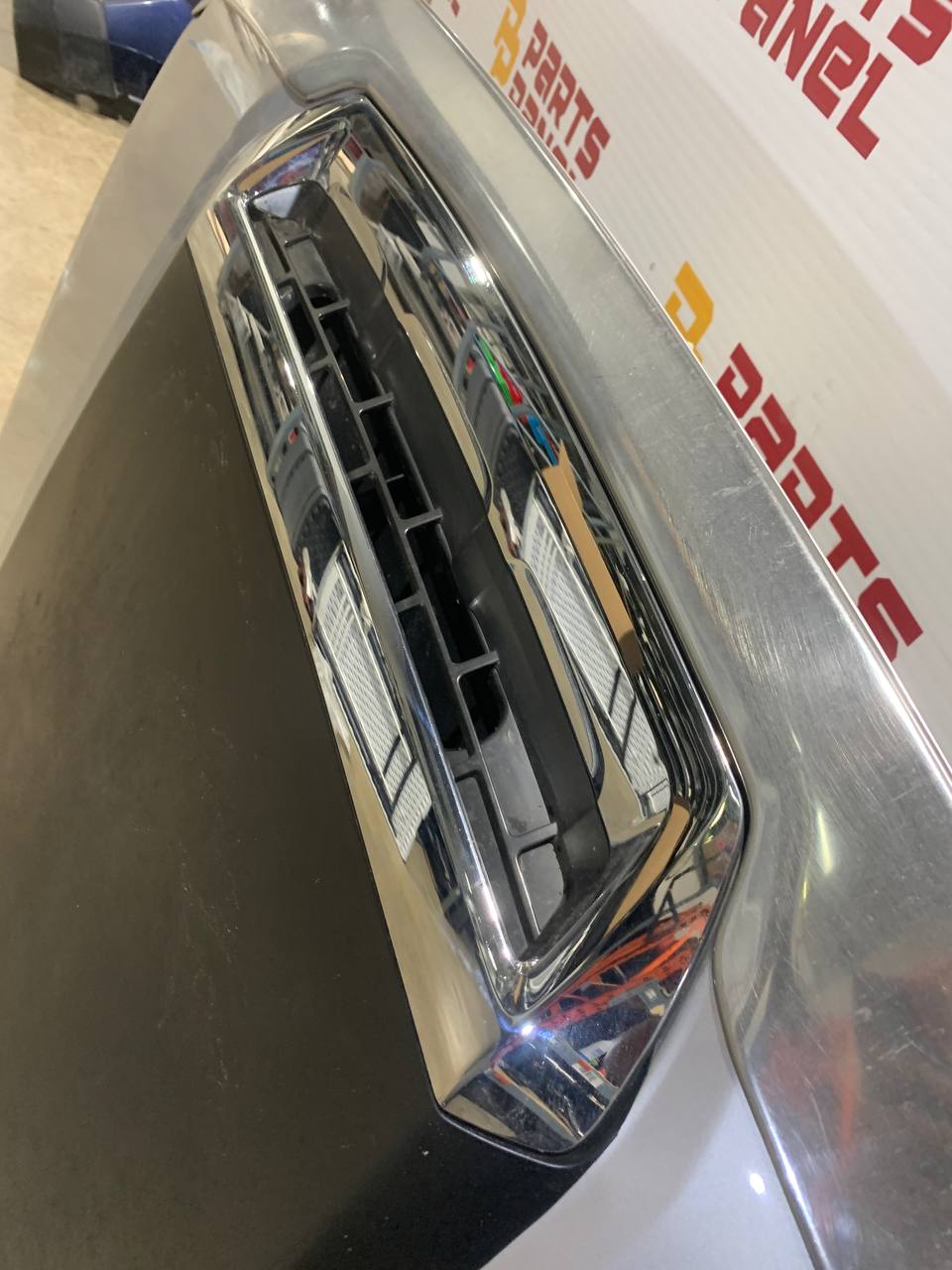 2015-2019 GMC Sierra 3500 Hood OEM