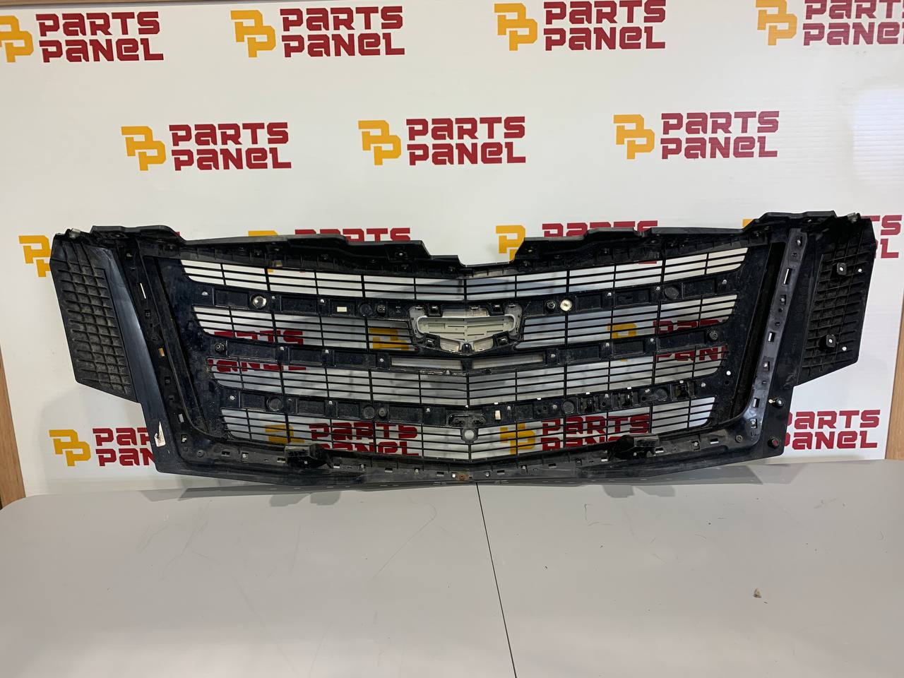 2015-2020 Cadillac Escalade Front Grille Assembly OEM