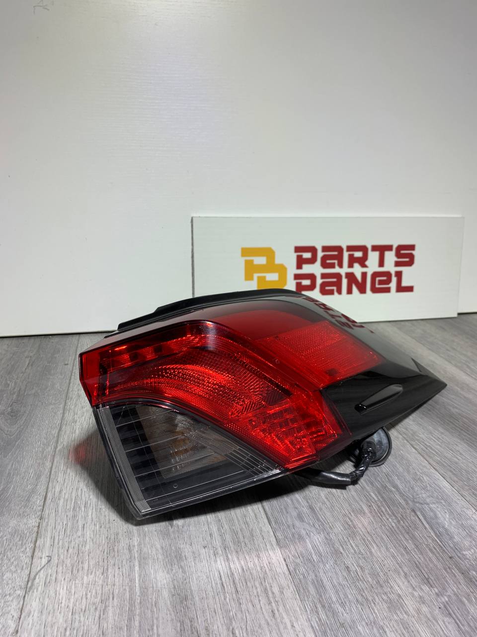 2016-2018 Toyota RAV4 Tail Light Assembly Driver Side LH OEM
