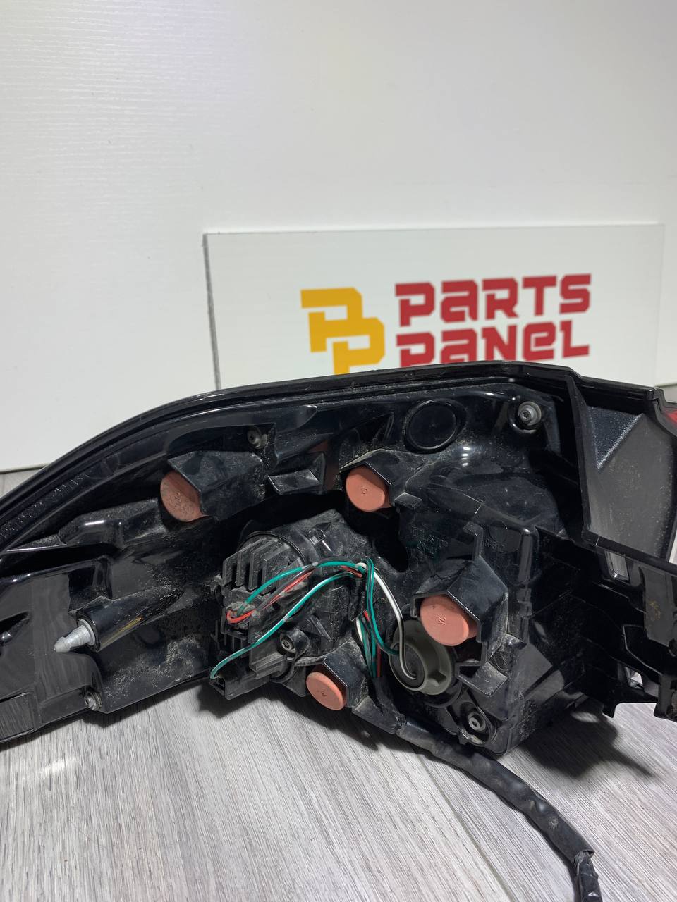 2016-2018 Toyota RAV4 Tail Light Assembly Driver Side LH OEM