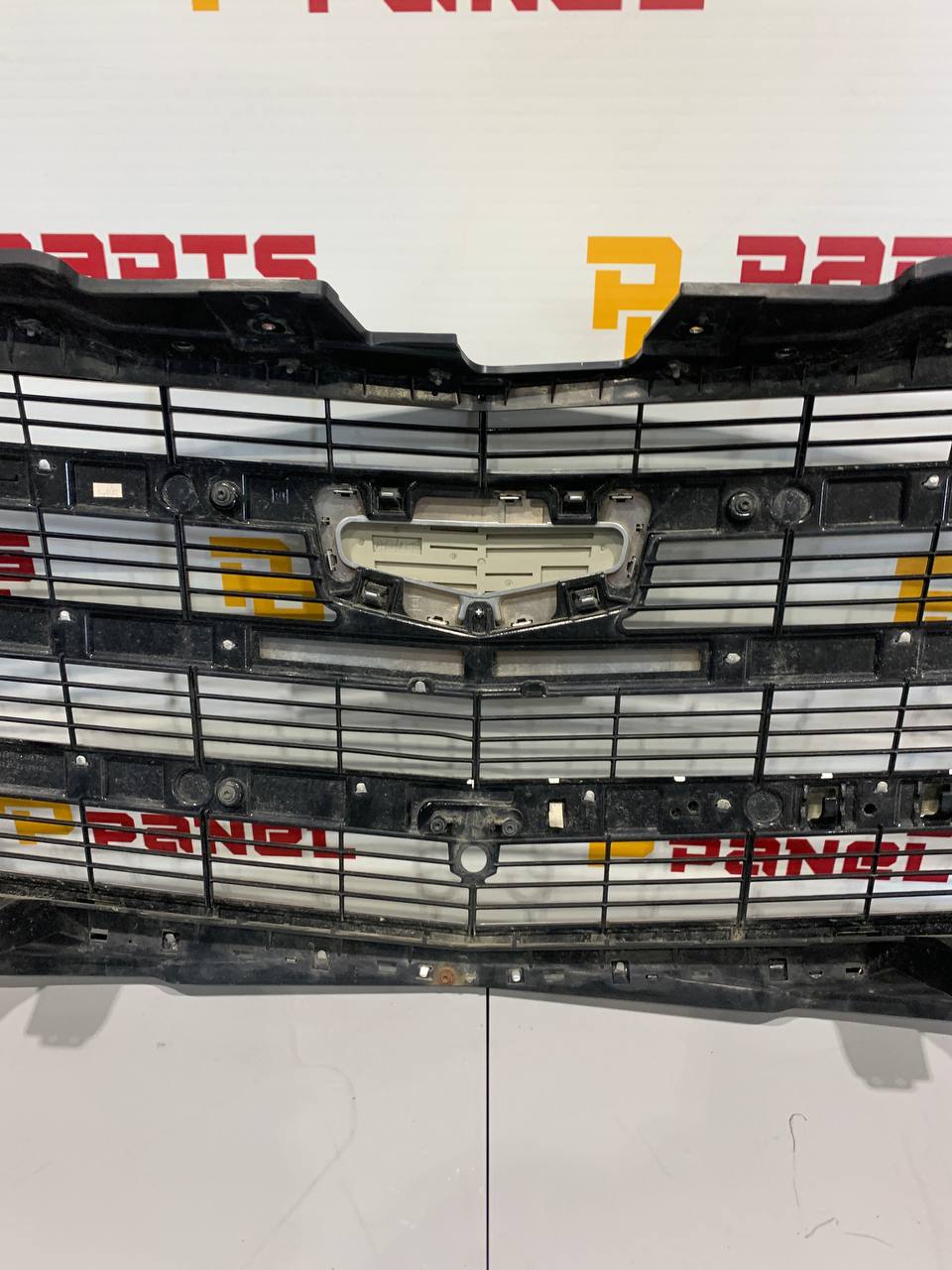 2015-2020 Cadillac Escalade Front Grille Assembly OEM