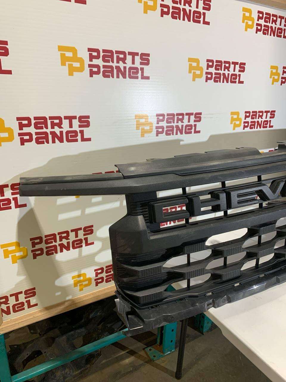 2019-2024 Chevrolet Silverado 1500 Front Grille OEM