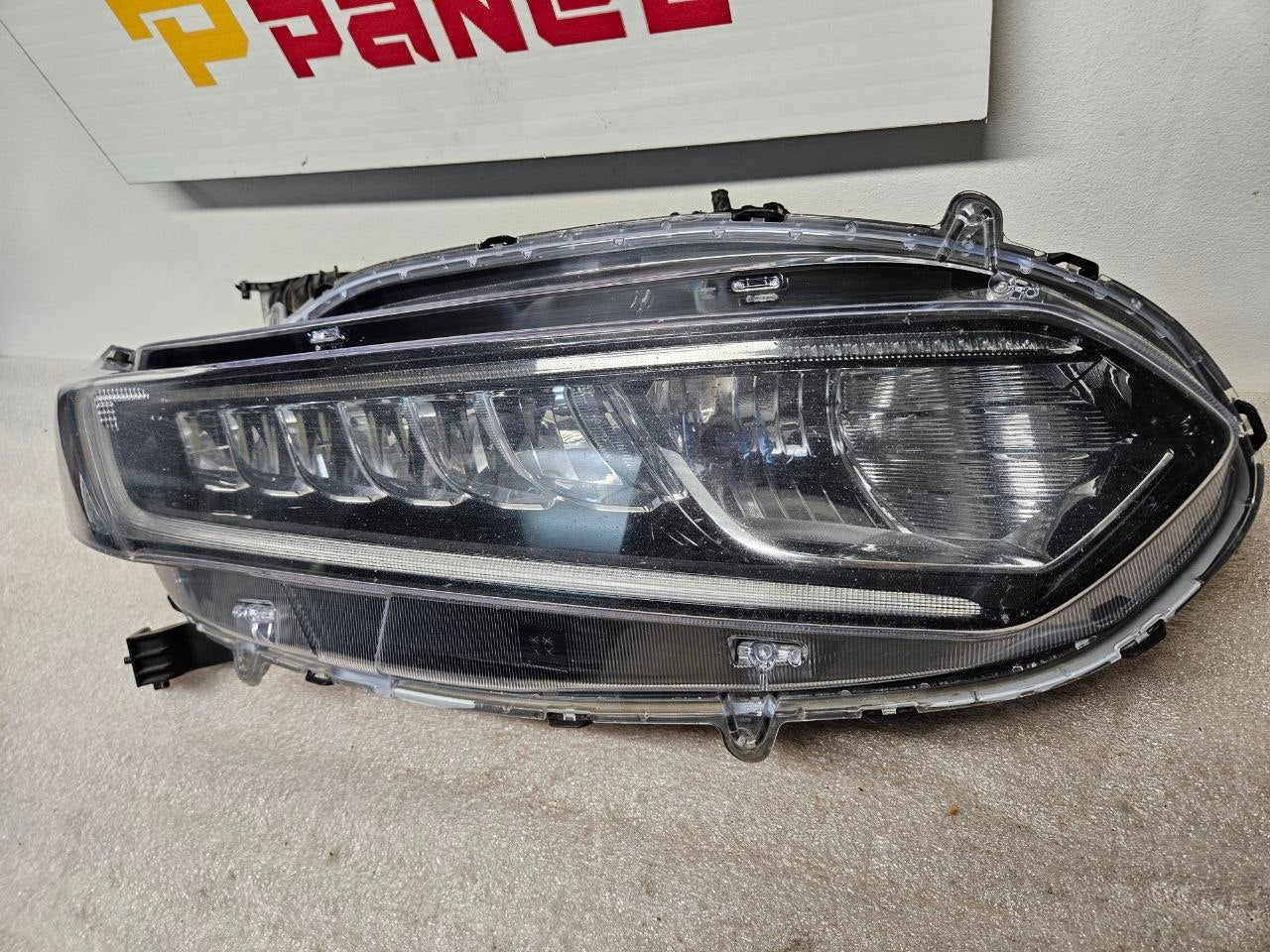 2018-2022 Honda Accord Passenger Side (RH) Headlight Assembly OEM