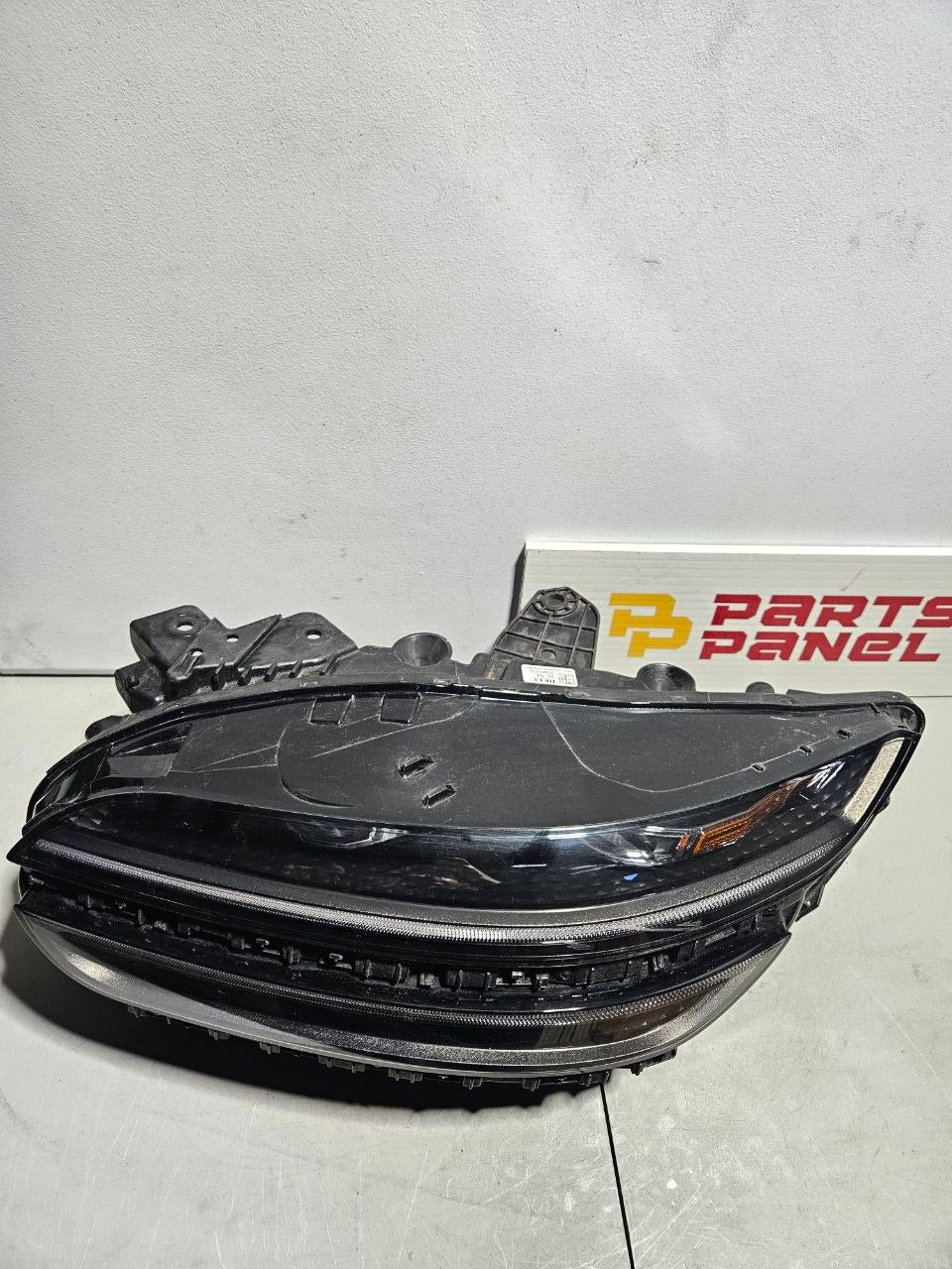 2022-2024 Genesis GV70 Passenger Side RH Headlight OEM