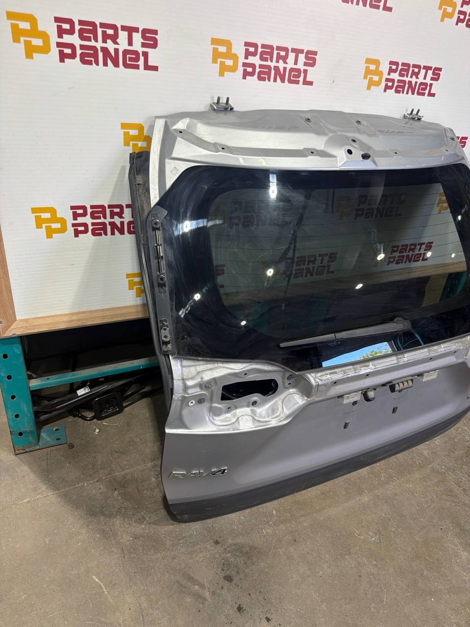 2013-2018 Toyota RAV4 Rear Liftgate Tailgate Assembly OEM