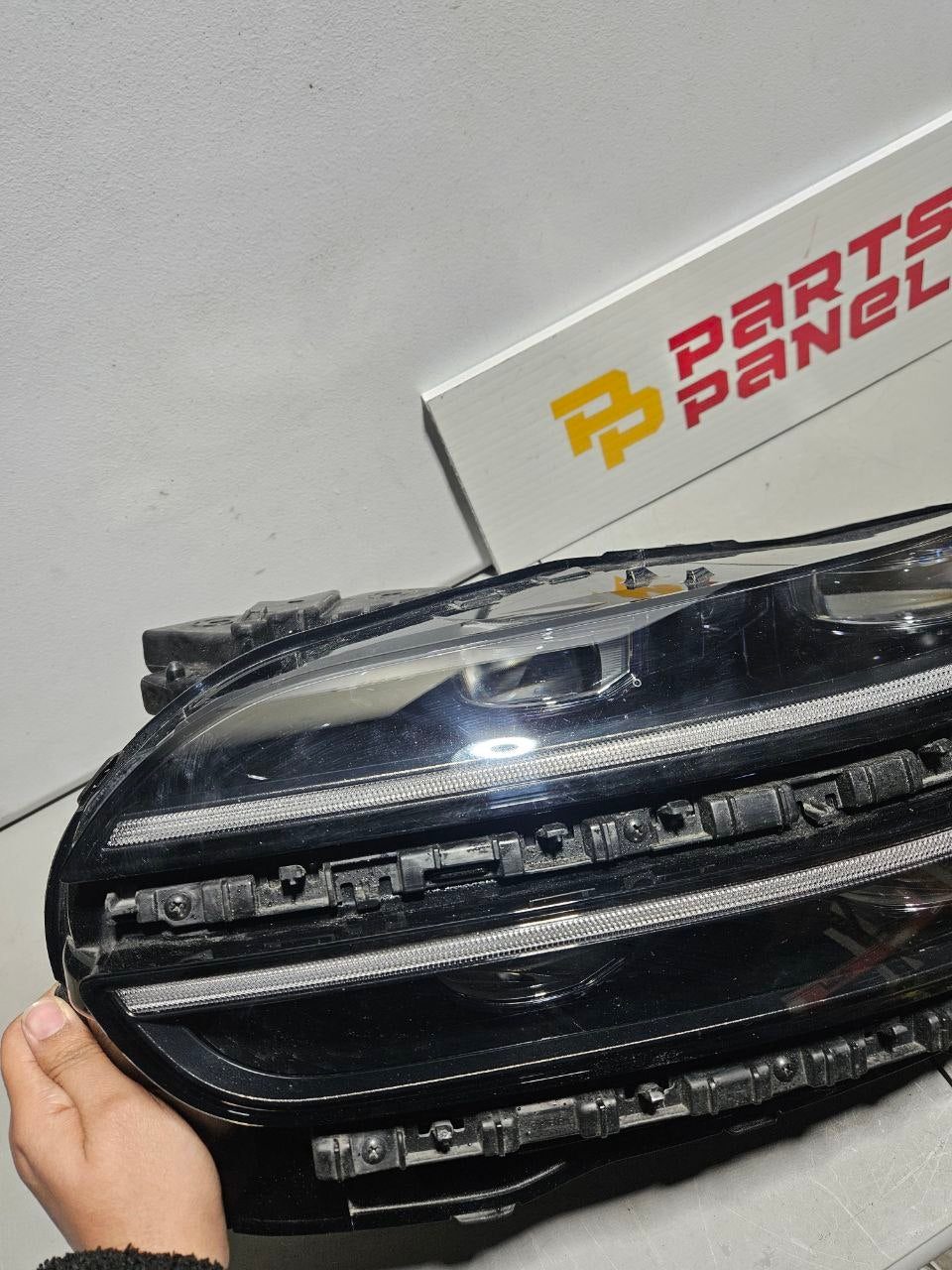 2022-2024 Genesis GV70 Passenger Side RH Headlight OEM