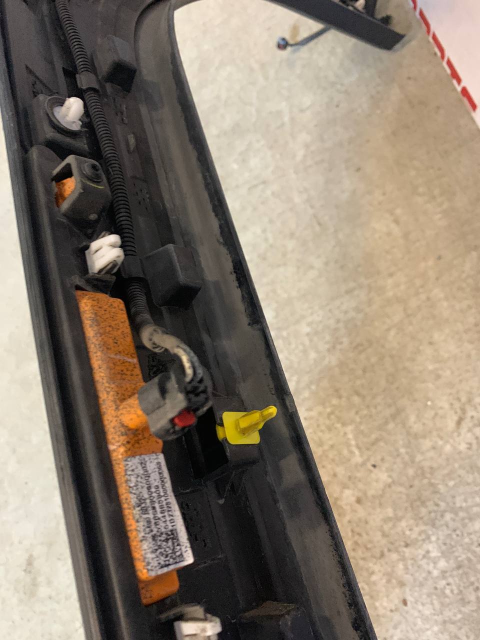 2014-2019 GMC Sierra 1500 Front Fender Flare w/ Amber Marker Light OEM