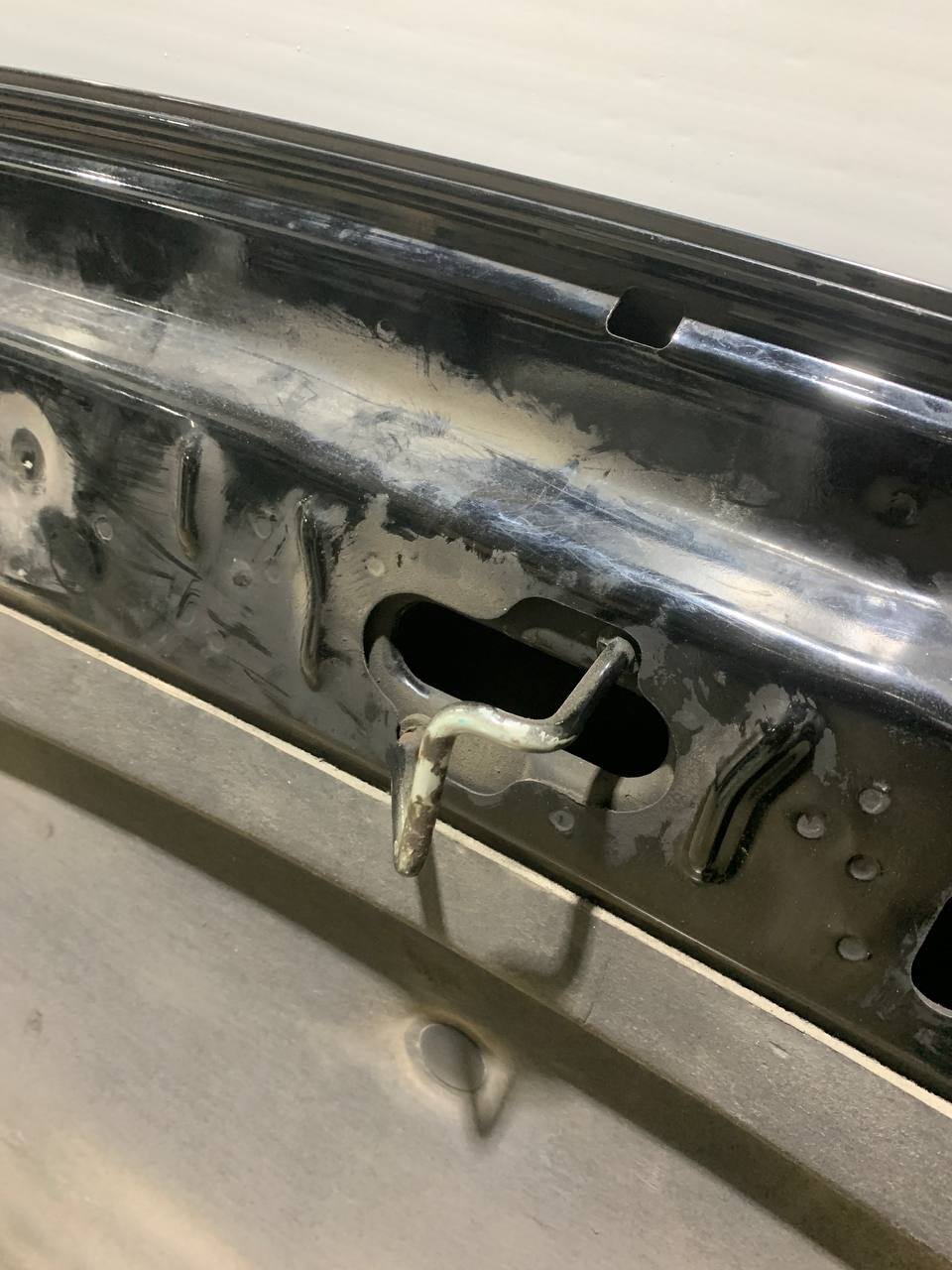 2011-2019 Chevrolet Silverado 3500HD Hood OEM