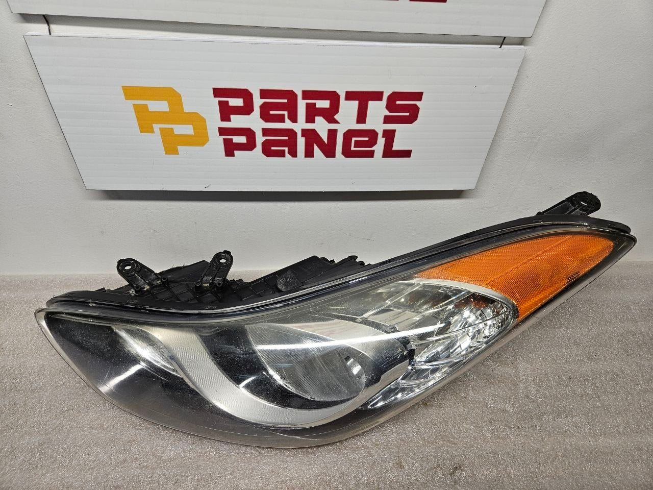 2011-2013 Hyundai Elantra Headlight Assembly Driver Side OEM