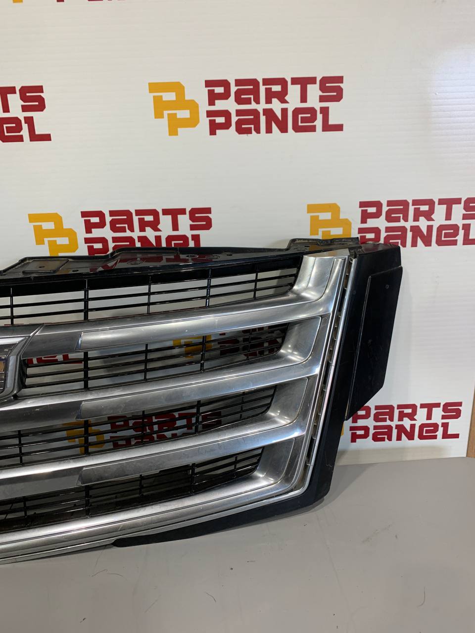 2015-2020 Cadillac Escalade Front Grille Assembly OEM