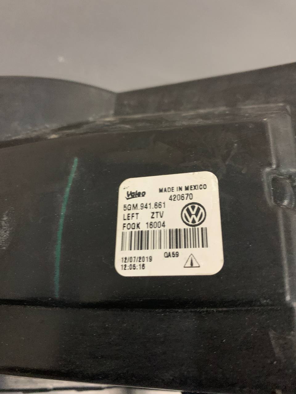 2018-2021 Volkswagen Golf Fog Light Driver Side LH OEM