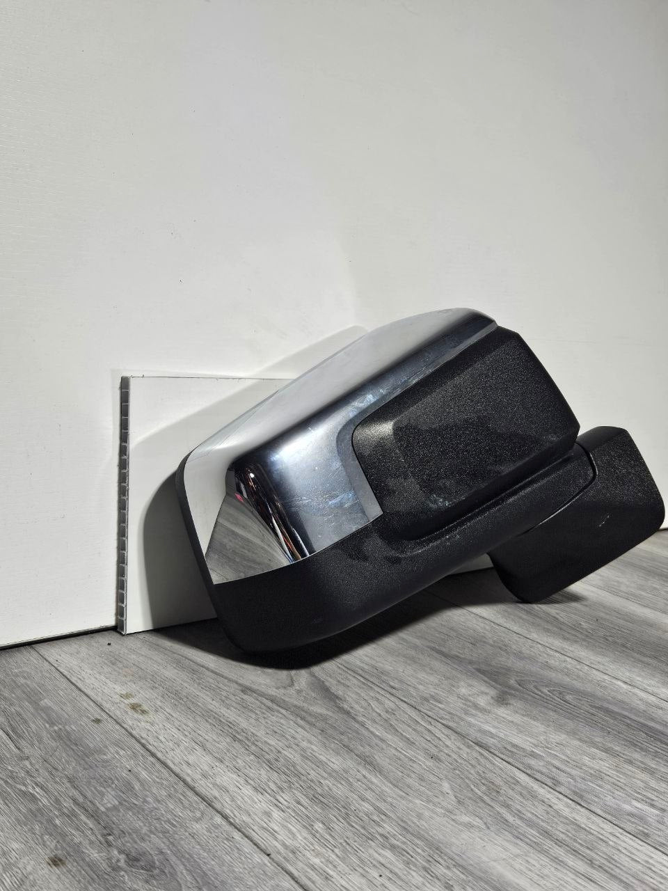 2014-2018 Chevrolet Silverado Passenger Side Door Mirror OEM