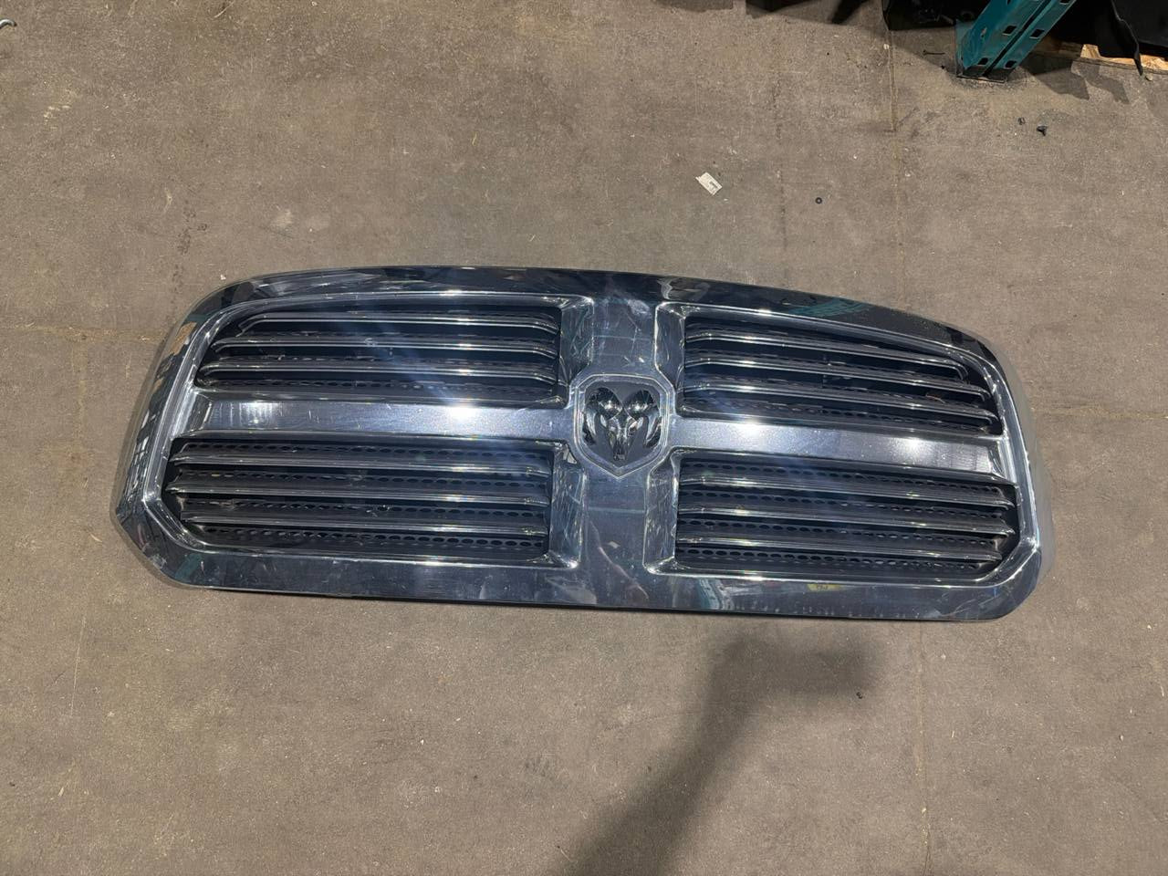 2013-2018 RAM 1500 Front Grille OEM