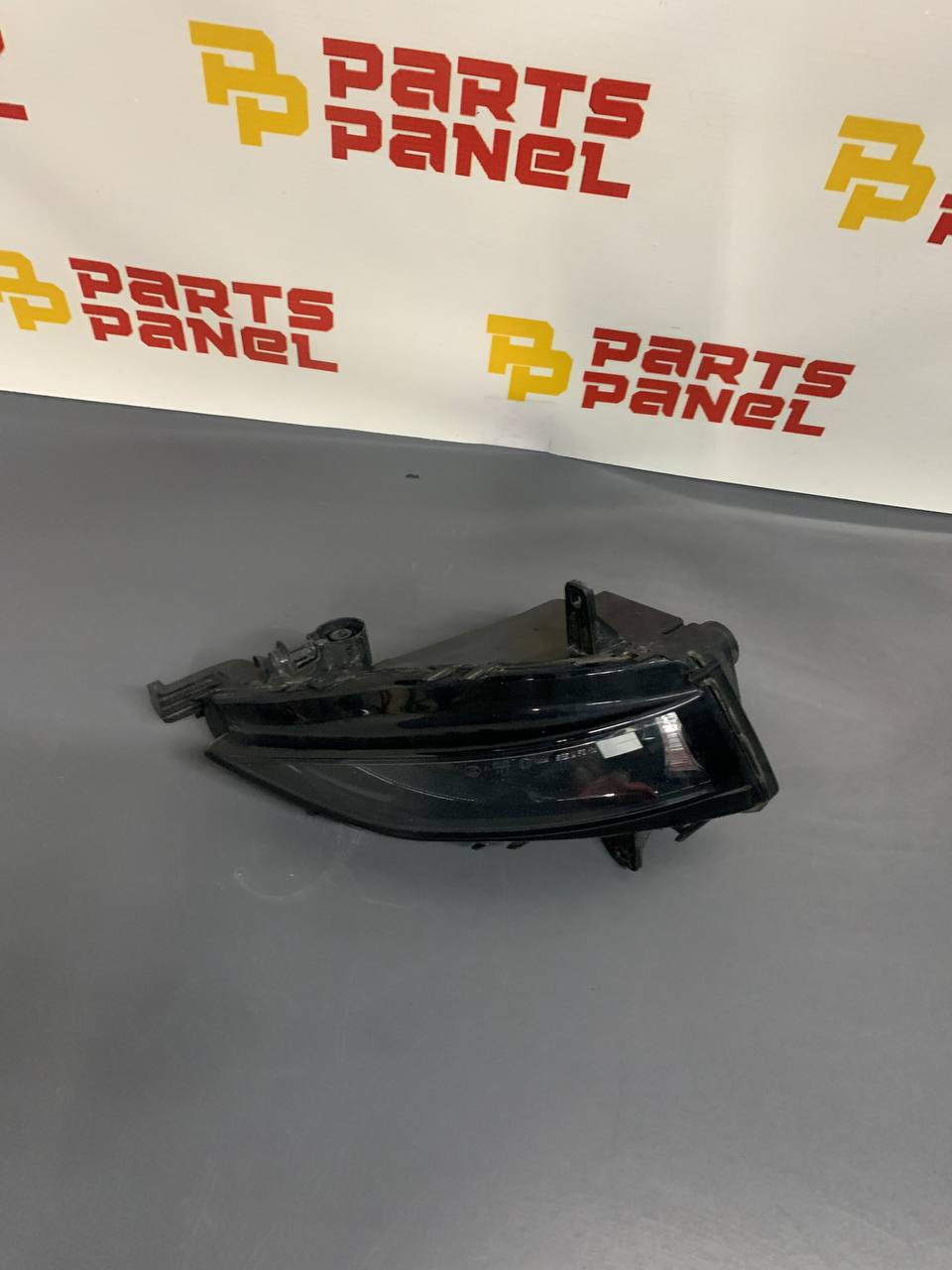 2018-2021 Volkswagen Golf Fog Light Driver Side LH OEM