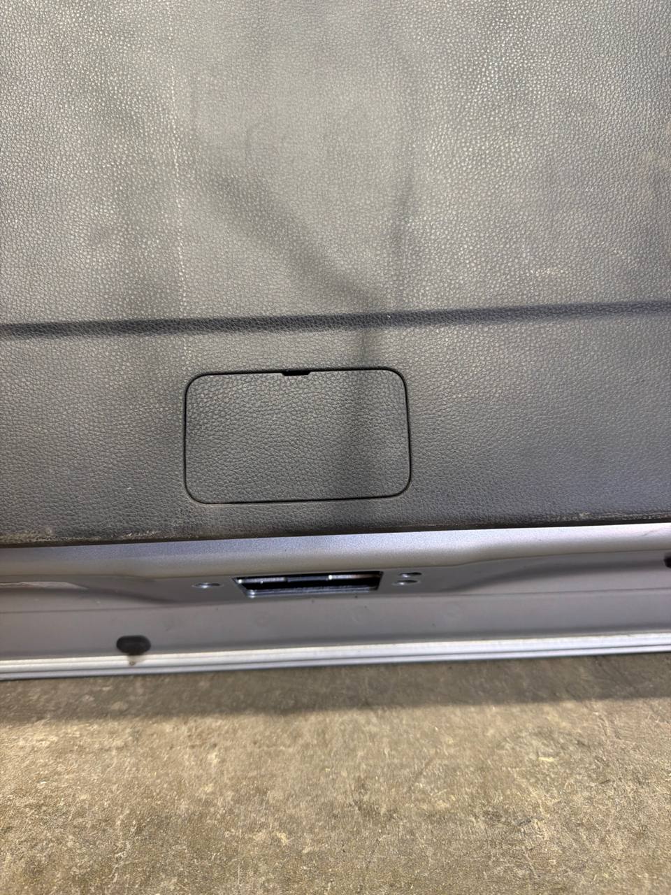 2013-2018 Toyota RAV4 Rear Liftgate Tailgate Assembly OEM
