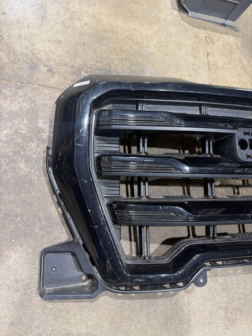 2019-2022 GMC Sierra 1500 Front Grille OEM