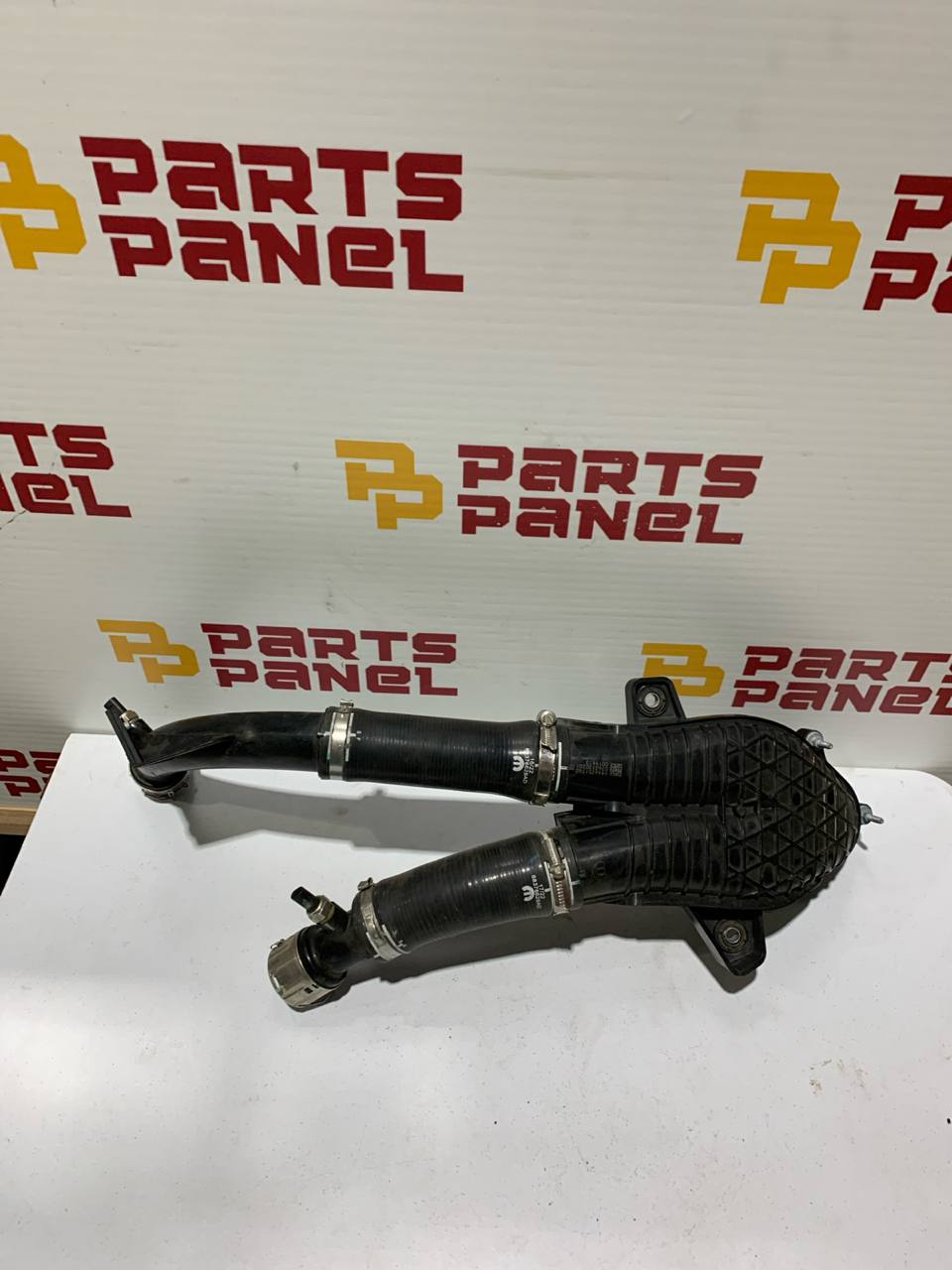 2018-2023 Jeep Wrangler Intercooler Air Duct OEM