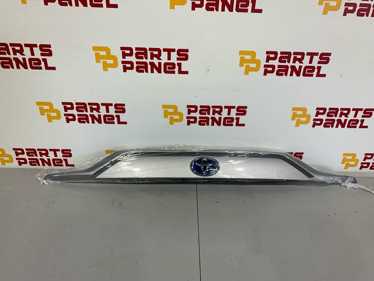 2013-2018 Toyota RAV4 Rear Trunk Lid Garnish OEM