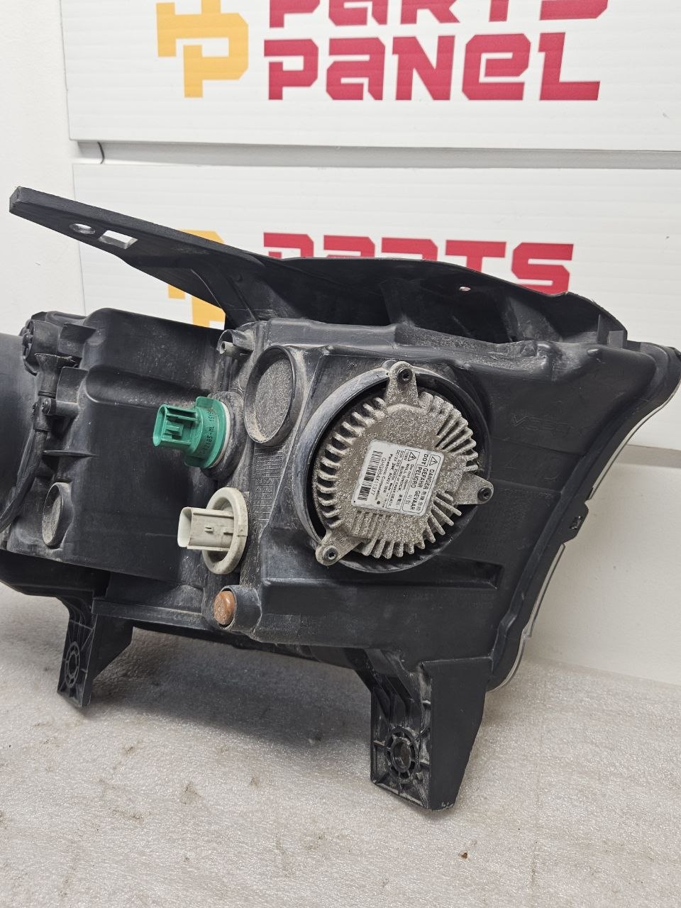 2014-2020 Dodge Durango Driver Side LH Headlight OEM