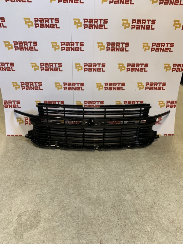 2021 - 2023 CHEVY TAHOE / SUBURBAN FRONT GRILLE ASSEMBLY GM1200771 84913564