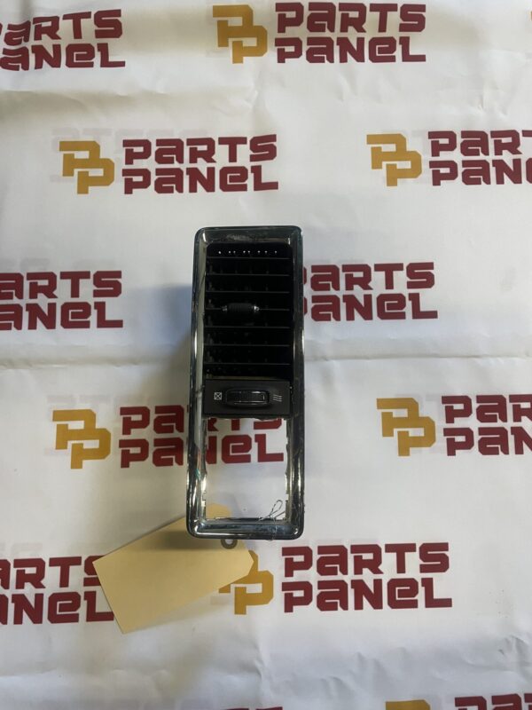 2013 - 2024 RAM 1500 CLASSIC OUT OF LONGHORN AIR OUTLET VENT LEFT HAND SIDE 1WA64DX9AD