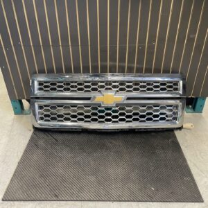 2014 - 20105 CHEVY SILVERADO 1502014 - 2015 CHEVY SILVERADO 1500 FRONT GRILLE 231641520 FRONT GRILLE 23164152