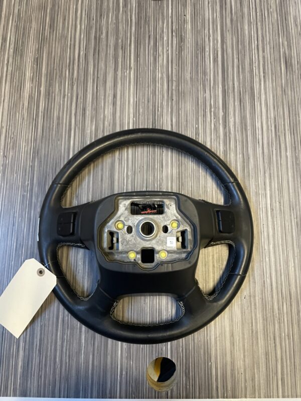 2014 – 2018 GMC SIERRA 1500 CHEVY SILVERADO STEERING WHEEL GMC 23278600