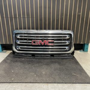 2015 - 2016 GMC CANYON FRONT BUMPER GRILLE 23192730