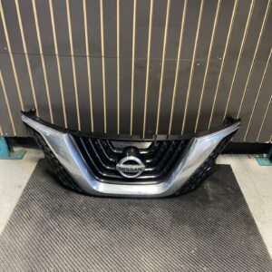 2015 - 2018 NISSAN MURANO RADIATOR GRILLE 623105AA0A