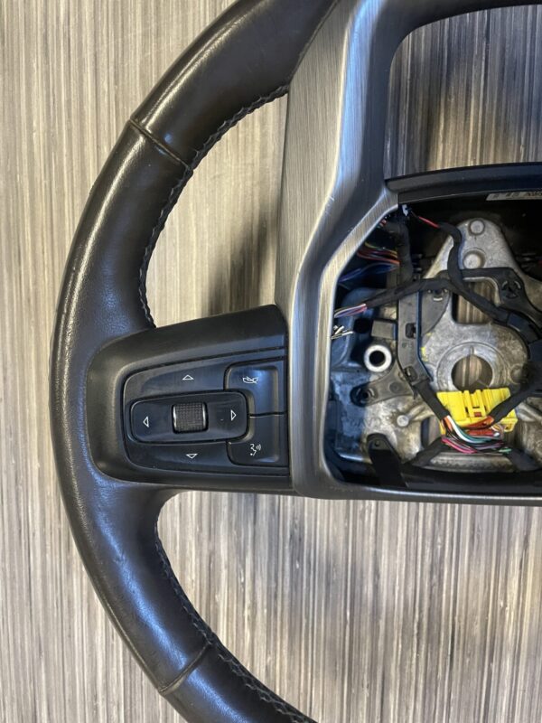 2019 – 2023 GMC SIERRA 1500 LTD 2500HD 3500HD STEERING WHEEL 84646072 (3)