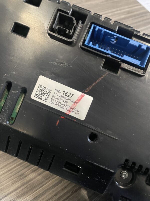 2017 GMC SIERRA 1500 / CHEVY SILVERADO 1500 / CADILLAC ESCLADE INSTRUMENT CLUSTER ASSEMBLY 847201627