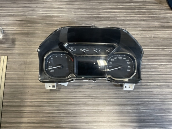 2019 - 2020 GMC SIERRA 1500 CLUSTER SPEEDOMETER 84785477