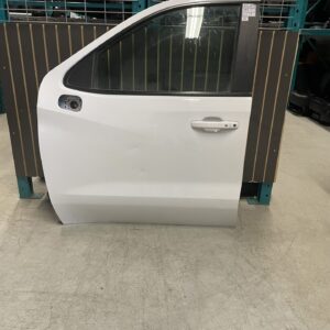 2019 - 2024 CHEVY SILVERADO 1500 LEFT SIDE FRONT DOOR