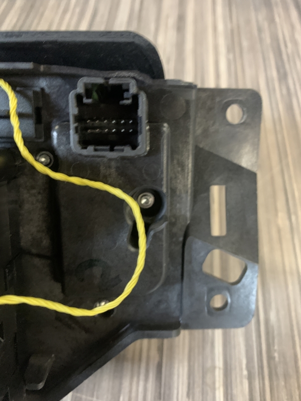 2019 – 2024 MOPAR RAM 2500 3500 ELECTRONIC GEAR SHIFTER TRANSMISSION 4WD/2WD OEM 68368379AD