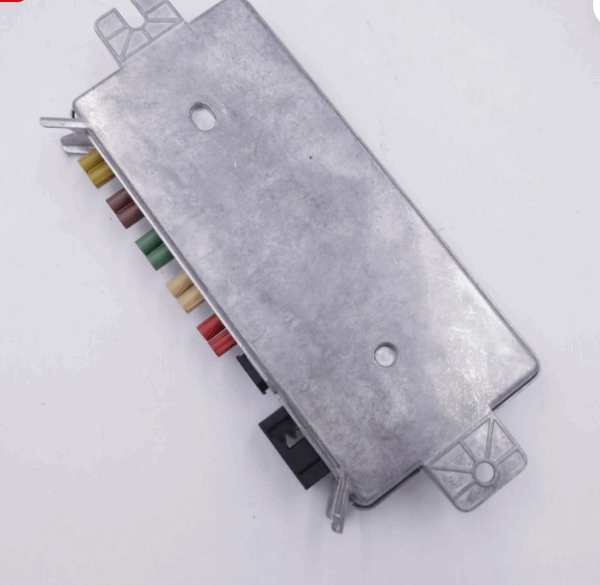 2019 – 2022 GMC SIERRA / CHEVY SILVERADO 1500 / 2500 / 3500 SURROUND VIEW 360 CAMERA VIDEO MODULE 84743036