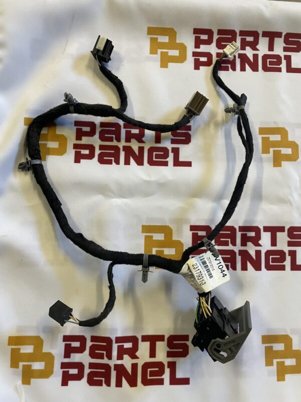 2015 - 2020 GMC YUKON / CADILLAC ESCLADE / CHEVY TAHOE / SUBURBAN FRONT DRIVER SIDE DOOR WIRE HARNESS 23179316