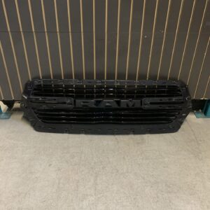 2019 - 2024 RAM 1500 BLACK FRONT GRILLE 6BS572X8AG