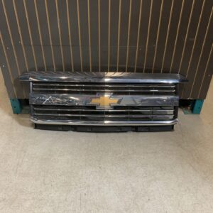 2015 - 2019 CHEVY SILVERADO 2500 / 3500 FRONT GRILLE CHROME 23335276